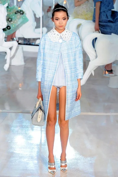 Look 7